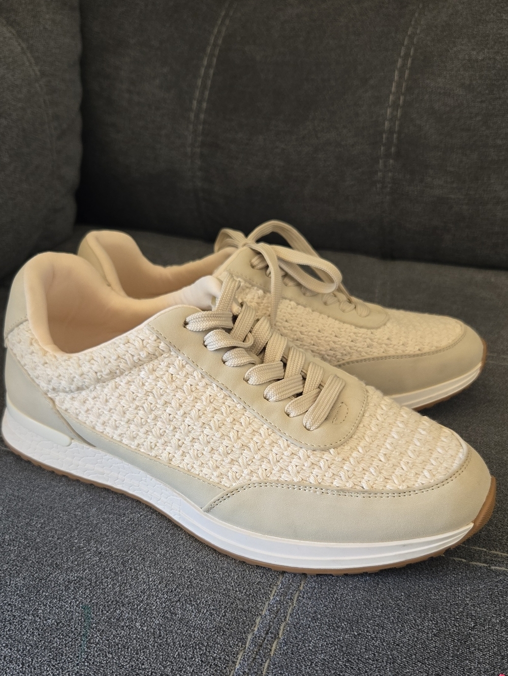 Dolce Vita Jardin Woven Knit Casual Sneakers in Beige
